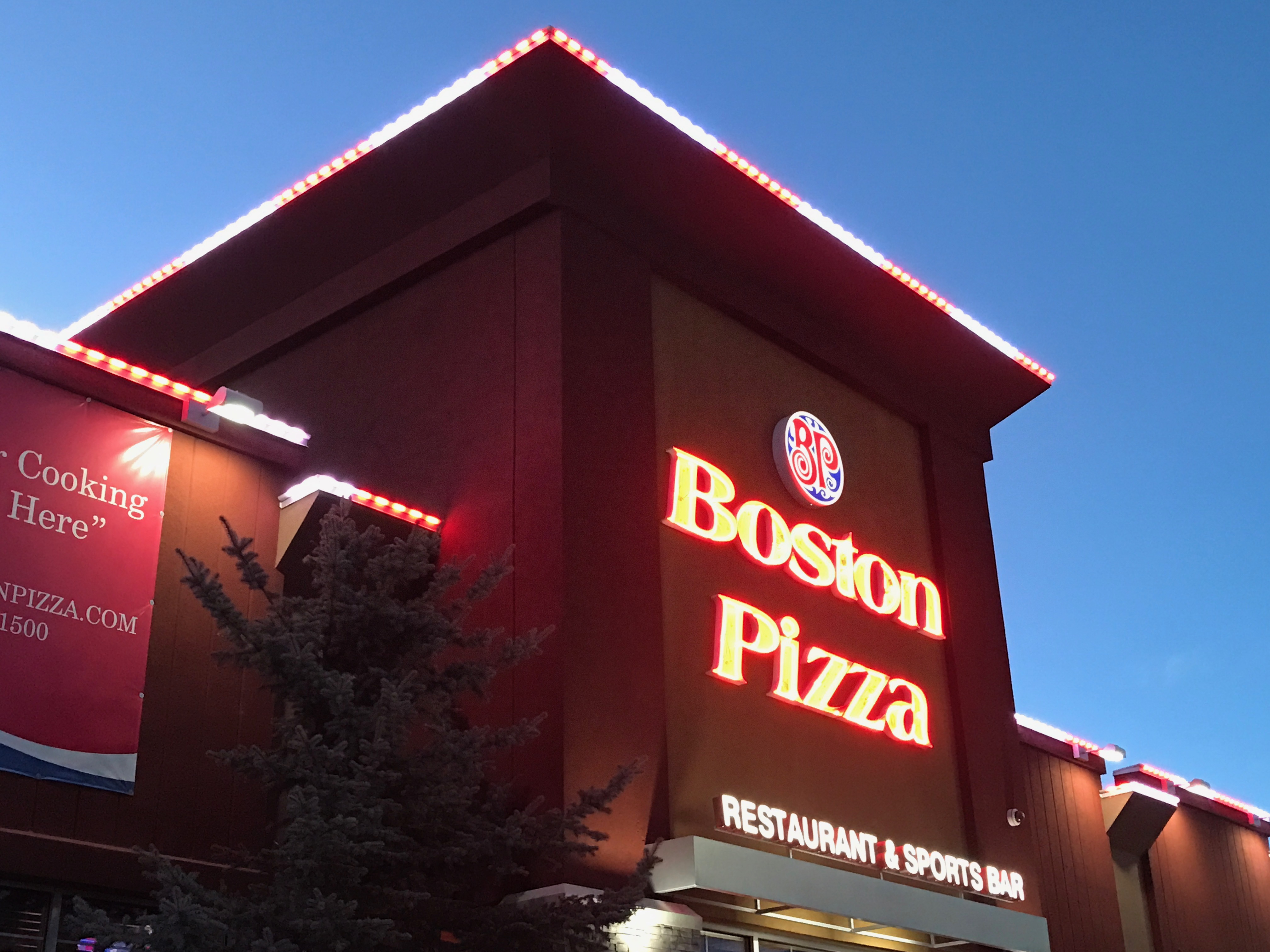 A Cost-Effective Modern Alternative To Commercial Neon Lighting For GTA Businesses commercialneonlightinggta.com